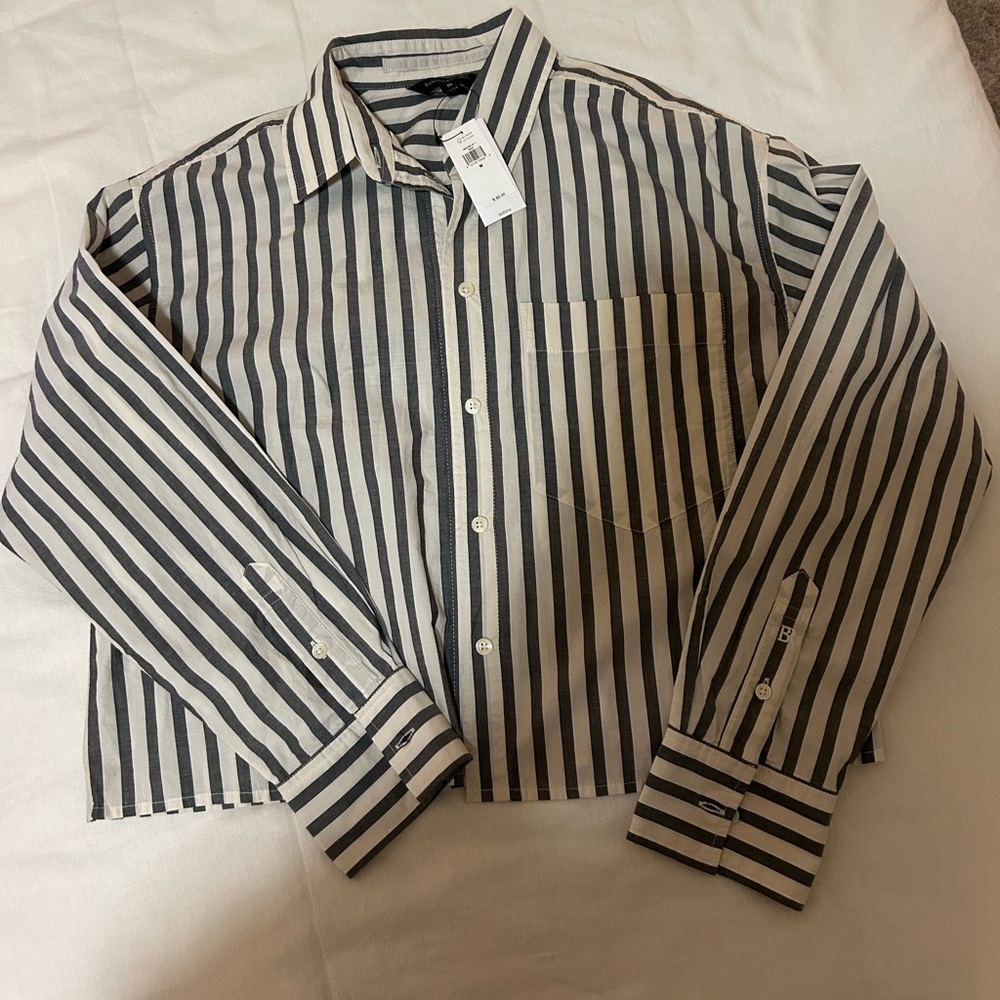 Banana Republic Cropped Button Down